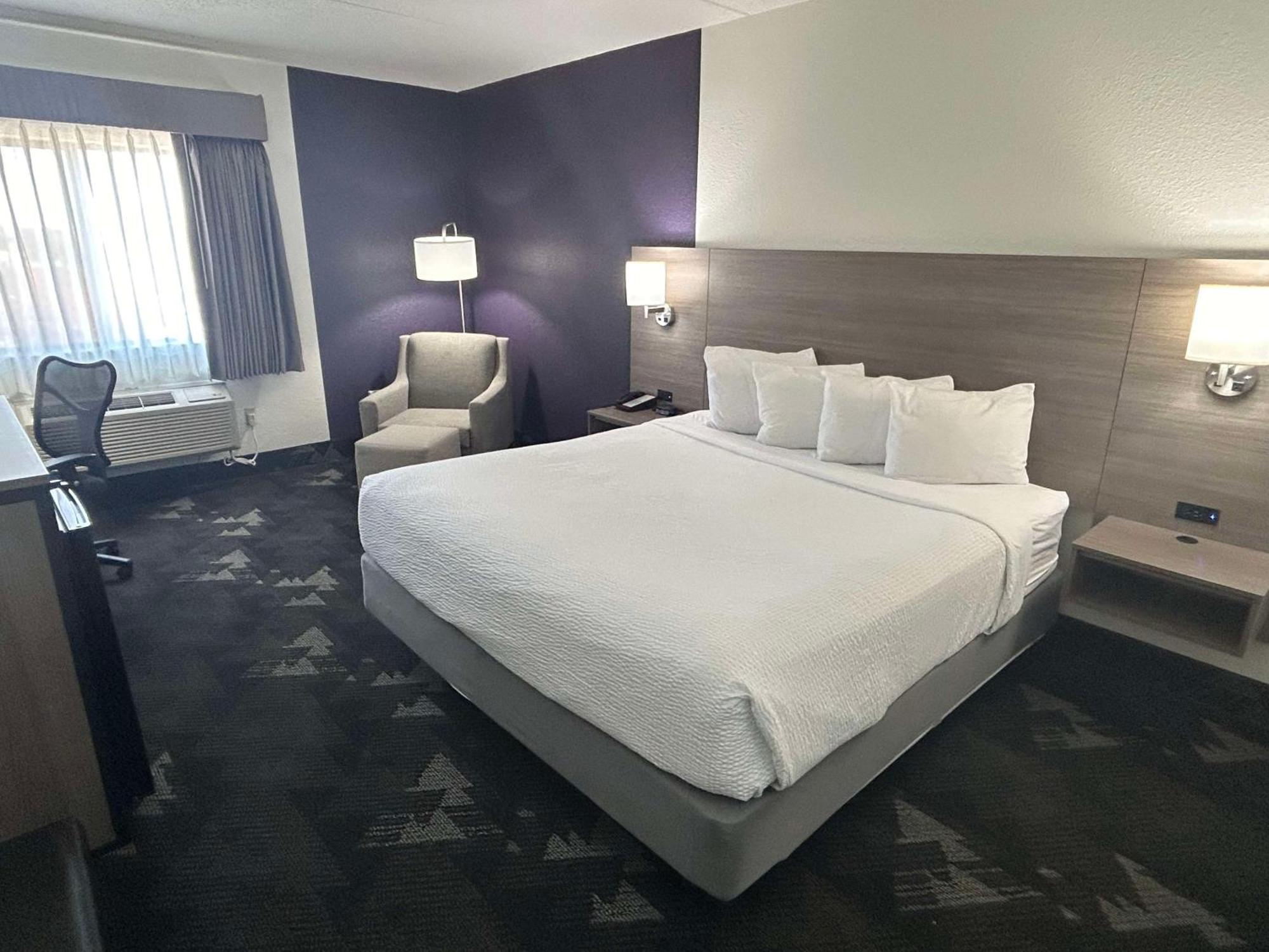 Best Western Bolingbrook Hotel Exterior photo